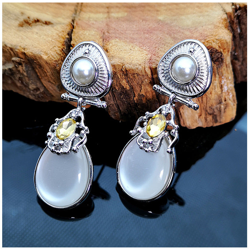 Allereya Vintage Women Moonstone Pearl Earrings