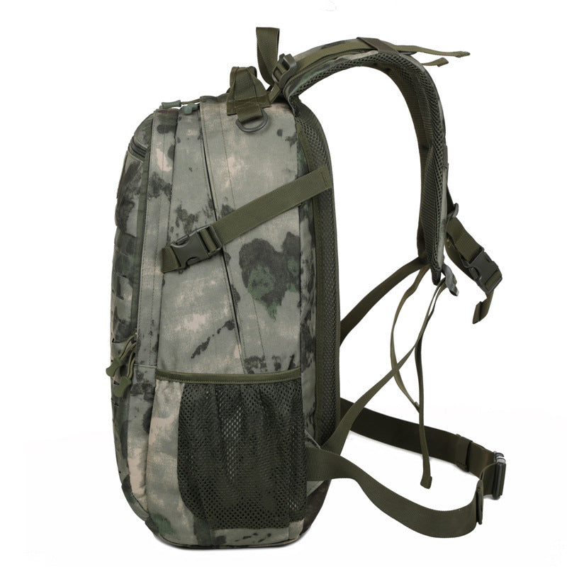 Zaanu Men Camouflage Backpack
