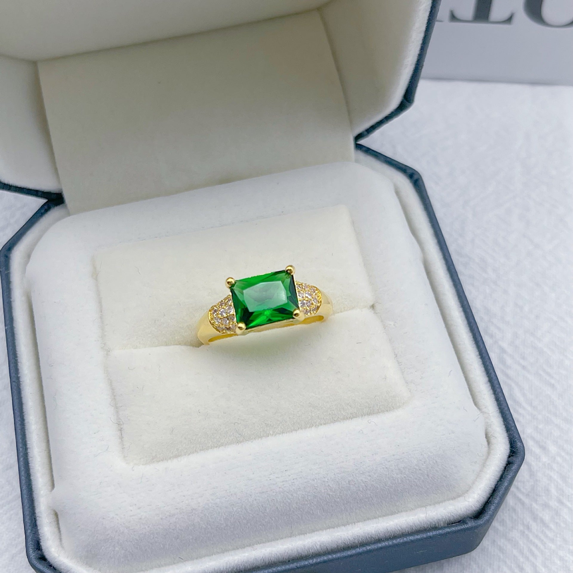 Emerald Plated 18K Gold Ring Female